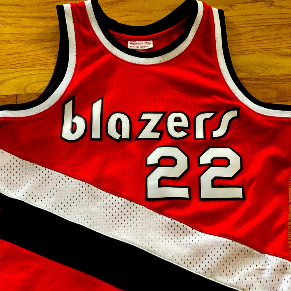 Clyde Drexler Mitchell & Ness Swingman Jersey Md.